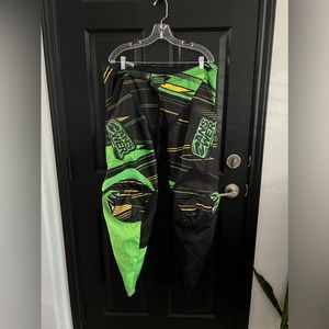 Answer Moto riding pants